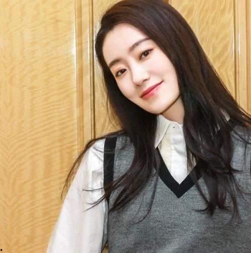 娱乐圈吃瓜张小斐微博